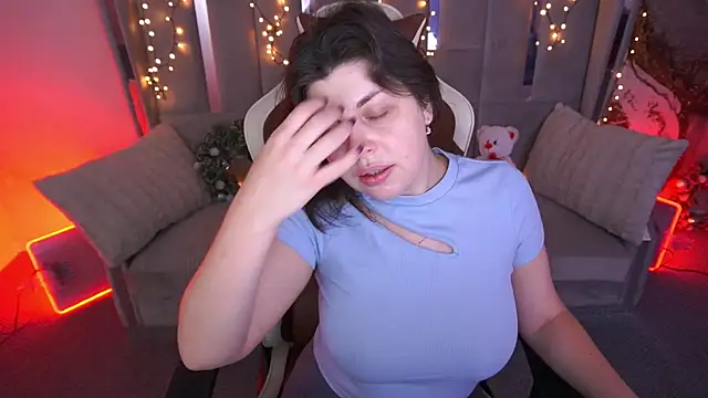 Snapshot of MirandaWong chatting on 8, 2, 2026 MirandaWong online show from 8, 2, 2026