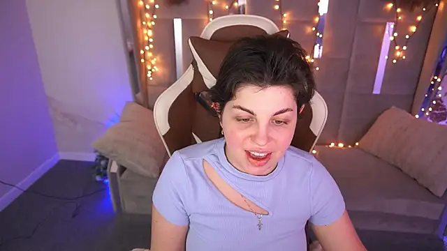 Snapshot of MirandaWong chatting on 15, 2, 2026 MirandaWong online show from 15, 2, 2026