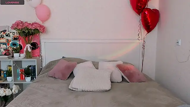 LittleKiitten online show from 23, 5, 2026