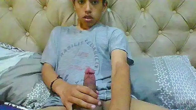 Snapshot of danuel23 chatting on 14, 11, 2025 danuel23 online show from 14, 11, 2025