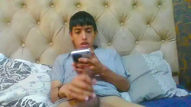 Snapshot of danuel23 chatting on 20, 11, 2025 danuel23 online show from 20, 11, 2025