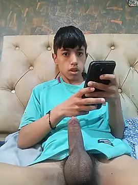 Snapshot of danuel23 chatting on 14, 5, 2026 danuel23 online show from 14, 5, 2026