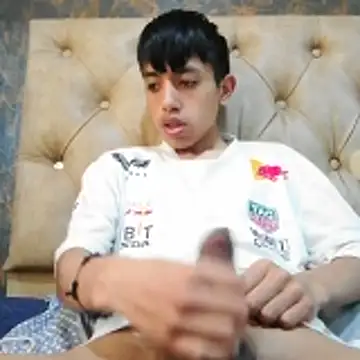 Snapshot of danuel23 chatting on 20, 5, 2026 danuel23 online show from 20, 5, 2026