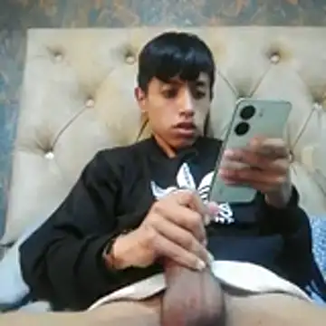 Snapshot of danuel23 chatting on 27, 5, 2026 danuel23 online show from 27, 5, 2026