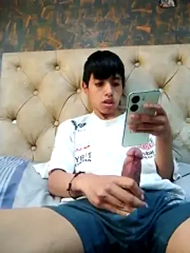 Snapshot of danuel23 chatting on 9, 6, 2026 danuel23 online show from 9, 6, 2026