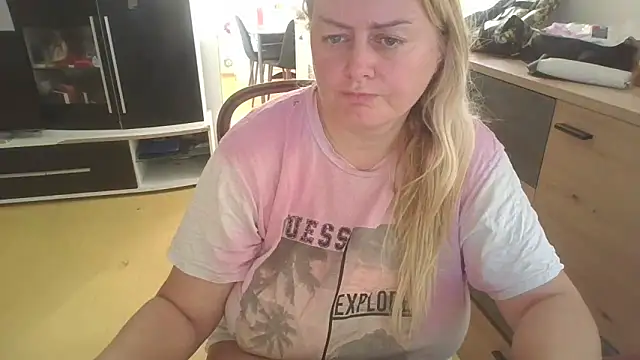 Meliss Official9 online show from 8, 9, 2025