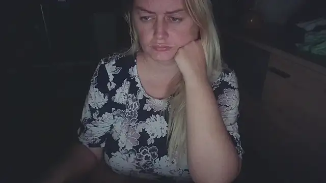 Meliss Official9 online show from 28, 9, 2025