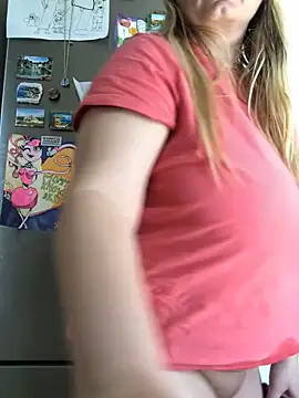 Snapshot of Meliss_Official9 chatting on 28, 4, 2026 Meliss Official9 online show from 28, 4, 2026