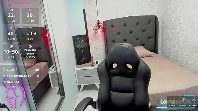 Snapshot of MAGNOLEROY chatting on 20, 11, 2025 MAGNOLEROY online show from 20, 11, 2025