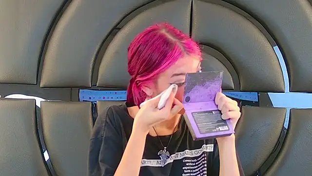 ElizabetthKitty online show from 27, 1, 2025