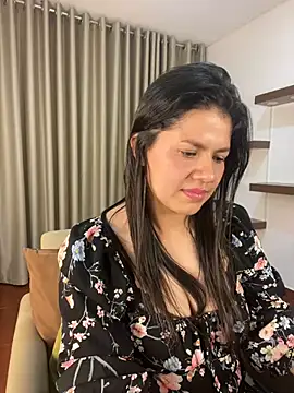 Alice Biel online show from 1, 2, 2025