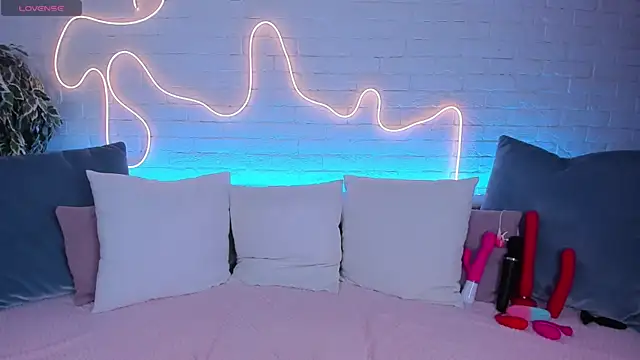 rossy babe  online show from 10, 3, 2025