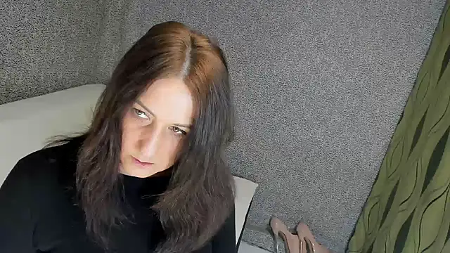 Snapshot of Sweet_Lanaaaaa chatting on 28, 2, 2025 Sweet Lanaaaaa online show from 28, 2, 2025