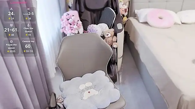 Snapshot of Xiaoyu-G chatting on 13, 4, 2026 Xiaoyu-G online show from 13, 4, 2026