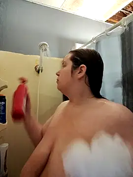 023Longandjuicy online show from 31, 10, 2025