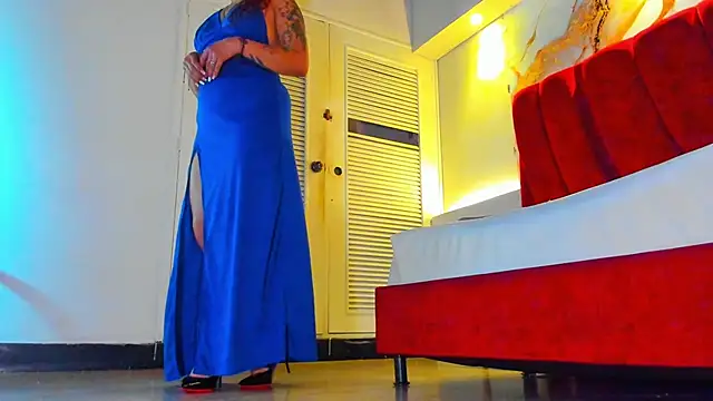 Snapshot of MAISE_HILL1 chatting on 17, 10, 2025 MAISE HILL1 online show from 17, 10, 2025