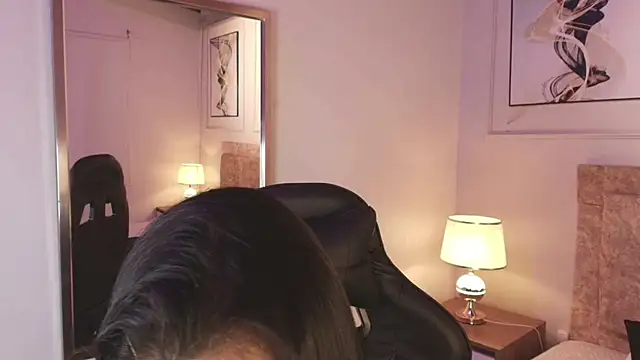 lyn adamns online show from 24, 1, 2025