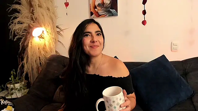 Snapshot of Serenity_Day chatting on 17, 6, 2026 Serenity Day online show from 17, 6, 2026