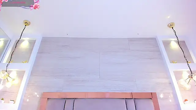 adara scot online show from 4, 2, 2025