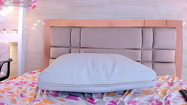 adara scot online show from 8, 2, 2025