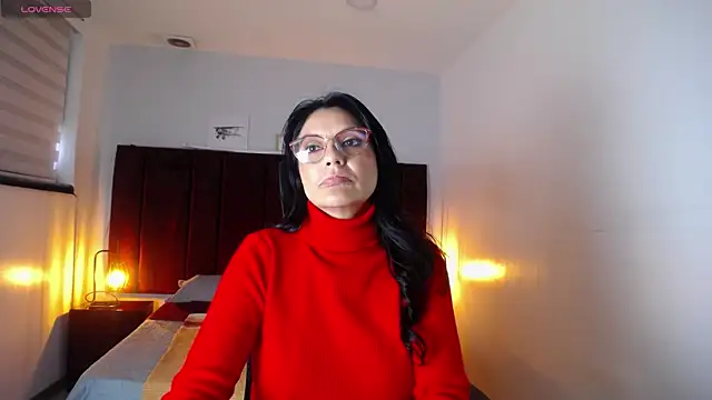 Snapshot of Zuzana21 chatting on 31, 12, 2024 Zuzana21 online show from 31, 12, 2024