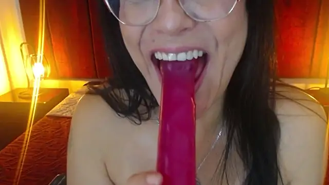 Snapshot of Zuzana21 chatting on 28, 1, 2025 Zuzana21 online show from 28, 1, 2025