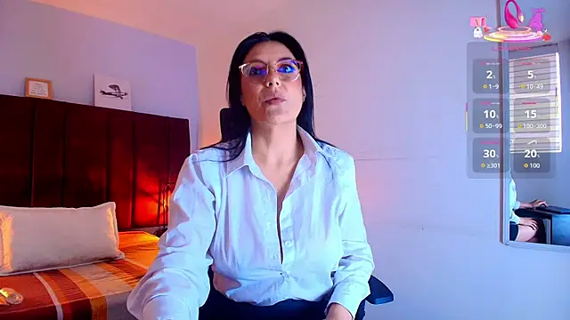 Snapshot of Zuzana21 chatting on 17, 9, 2025 Zuzana21 online show from 17, 9, 2025