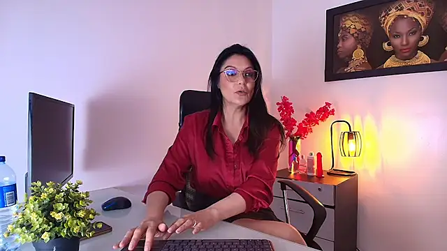 Snapshot of Zuzana21 chatting on 18, 10, 2025 Zuzana21 online show from 18, 10, 2025