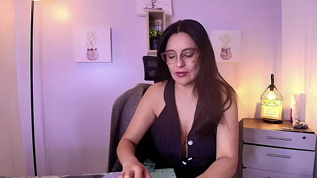 Zuzana21 online show from 6, 4, 2026