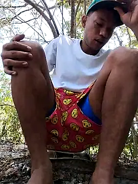 Snapshot of Zombra_42 chatting on 22, 2, 2025 Zombra 42 online show from 22, 2, 2025