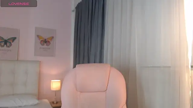 Snapshot of liss_black chatting on 15, 2, 2025 liss black online show from 15, 2, 2025