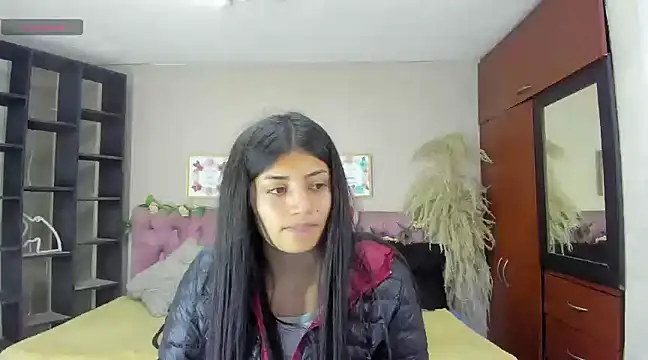 Lia Keen online show from 12, 3, 2025