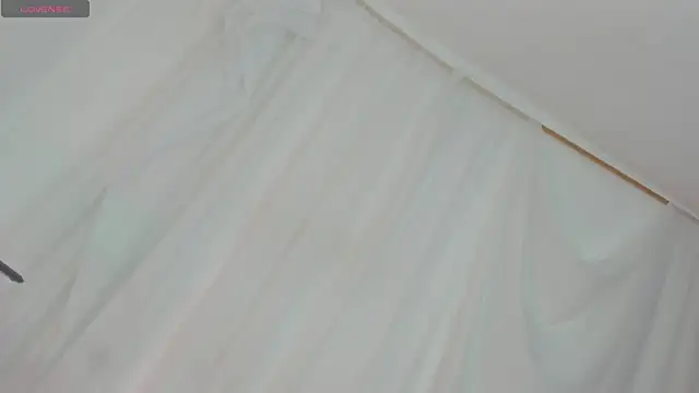 Snapshot of Itsme_Daniela chatting on 3, 10, 2025 Itsme Daniela online show from 3, 10, 2025