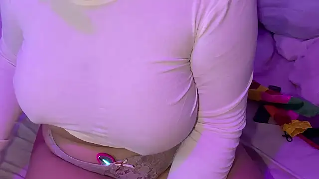 hannahcdmx online show from 7, 10, 2025