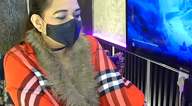 fabdemira online show from 6, 1, 2025