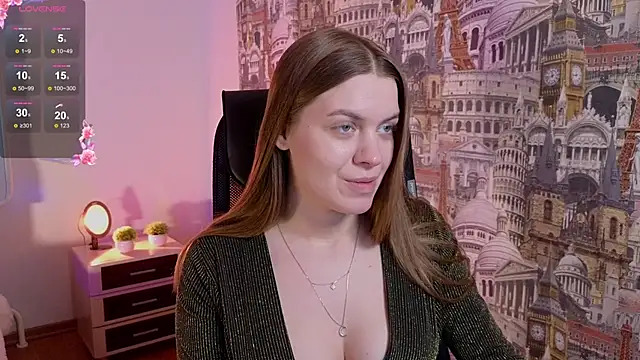 Lovella Lips online show from 25, 1, 2025