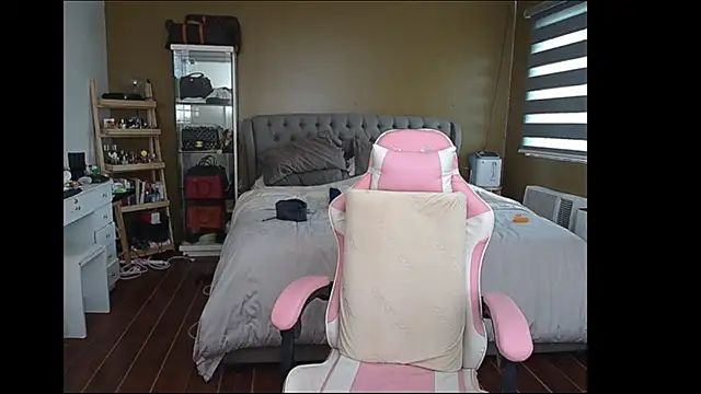 aya saki online show from 13, 2, 2025