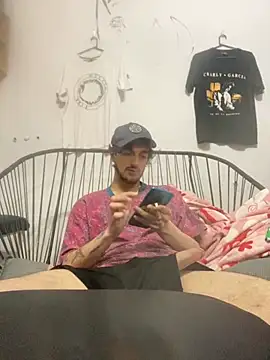 Snapshot of Tomito14 chatting on 14, 9, 2025 Tomito14 online show from 14, 9, 2025