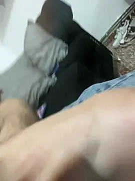 Snapshot of Tomito14 chatting on 17, 10, 2025 Tomito14 online show from 17, 10, 2025