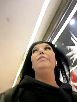 Tisha Busty online show from 22, 11, 2025