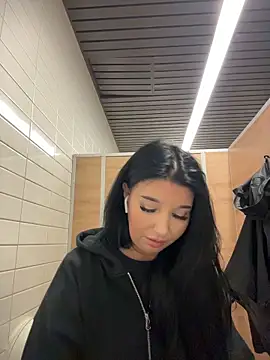 Tisha Busty online show from 25, 3, 2026