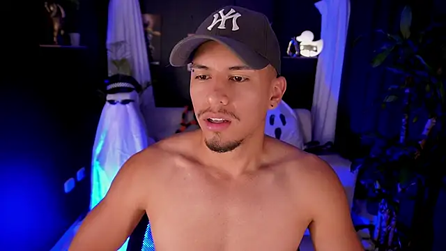 Aaronfox x online show from 5, 10, 2025