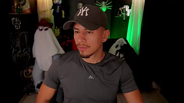 Aaronfox x online show from 24, 10, 2025