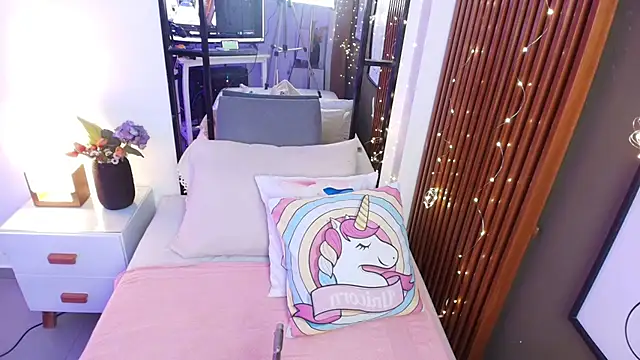 brigiitte rohan online show from 13, 10, 2025