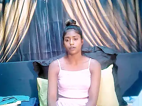 Snapshot of indiantimtim4u chatting on 5, 12, 2024 indiantimtim4u online show from 5, 12, 2024