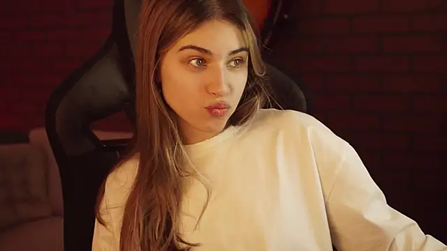 EllieCutes online show from 17, 2, 2025