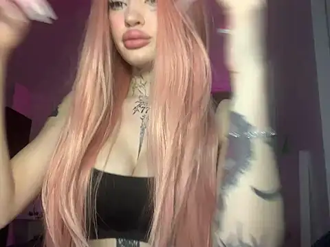 Snapshot of madelinexx chatting on 7, 3, 2025 madelinexx online show from 7, 3, 2025