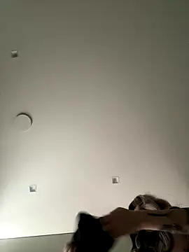 Snapshot of madelinexx chatting on 24, 10, 2025 madelinexx online show from 24, 10, 2025