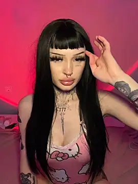 Snapshot of madelinexx chatting on 5, 11, 2025 madelinexx online show from 5, 11, 2025