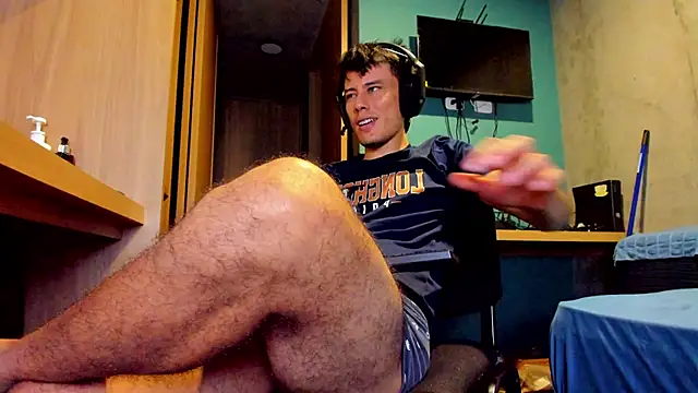 Huge latin cock online show from 11, 6, 2026